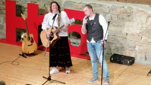 Mit Musik und Humor begeistert das Ehepaar Tine und Ferdi Riester. Foto: Tanja Then
