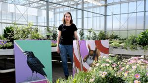 Kunst in Wellendinger Gärtnerei: Farbenspiel mit Tieren und Blumen