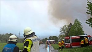 Großbrand im Landkreis Tübingen: Stall in Ofterdingen steht in Flammen